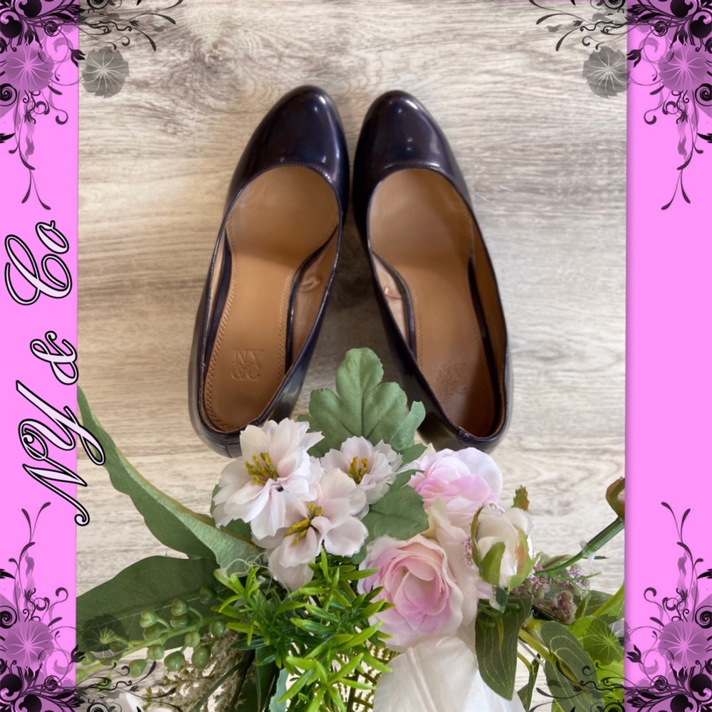 😍 NY&Co Iridescent Patent Leather Wedges